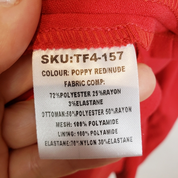 🆕️ Three Floor Look see cut out sides dres - Picture 6 of 8